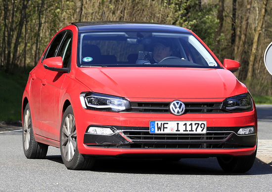 Volkswagen Polo, le foto spia della nuova generazione Volkswagen Polo, le foto spia della nuova generazione