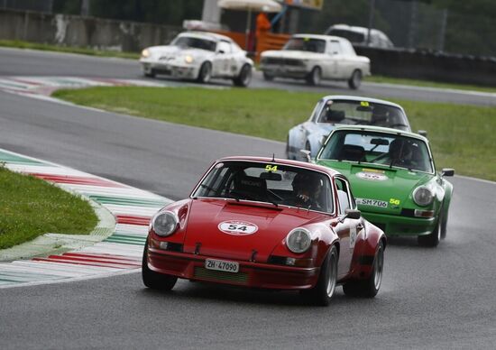 Modena Cento Ore 2017, coast to coast all'italiana Modena Cento Ore 2017, coast to coast all'italiana