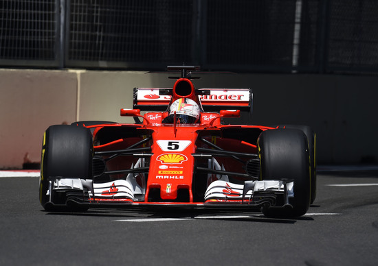 F1, GP Azerbaijan 2017: Hamilton e Vettel, tra i due litiganti Ricciardo gode F1, GP Azerbaijan 2017: Hamilton e Vettel, tra i due litiganti Ricciardo gode
