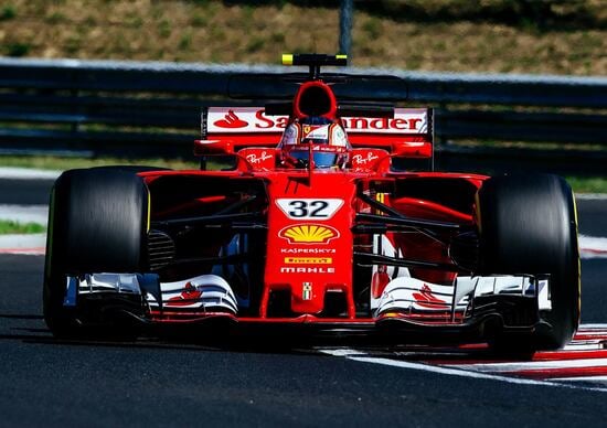 http://images.automoto.it/images/11097980/HOR_STD/550x/f1-leclerc-ferrari.jpg