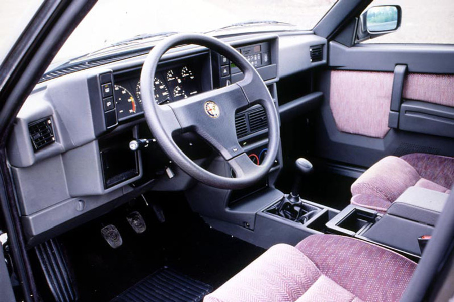 Alfa Romeo 75 3 0i V6 America 11 1988 04 1990 Prezzo