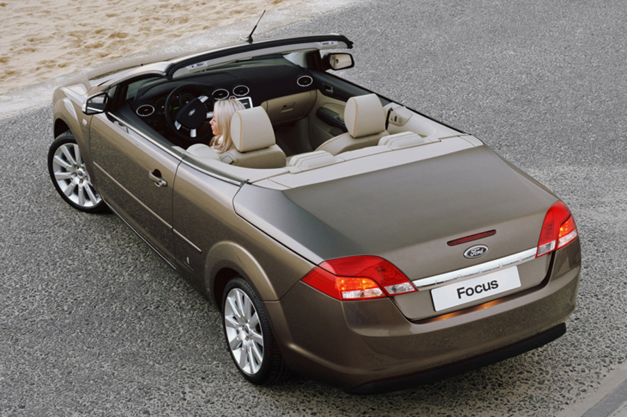 5-ford-focus-coupe-cabriolet-2006-1600x1200-wallpaper-03.jpg