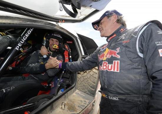 Dakar 2016. Il ritiro amaro di Carlos Sainz Dakar 2016. Il ritiro amaro di Carlos Sainz