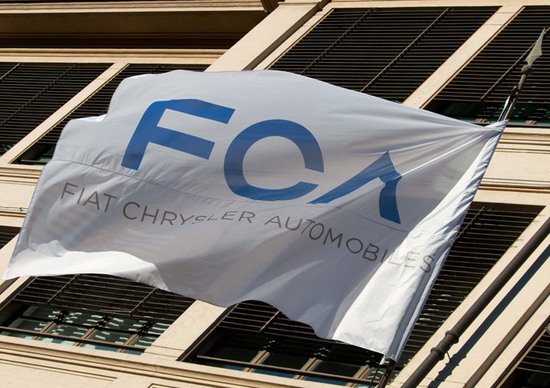 Gruppo FCA Voci di trattative con Uber e Amazon Gruppo FCA Voci di trattative con Uber e Amazon
