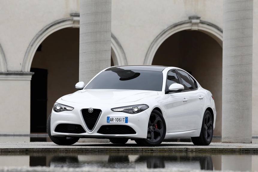 Alfa Romeo Giulia Ora Con Il Nuovo 2 0 Turbo Benzina Da