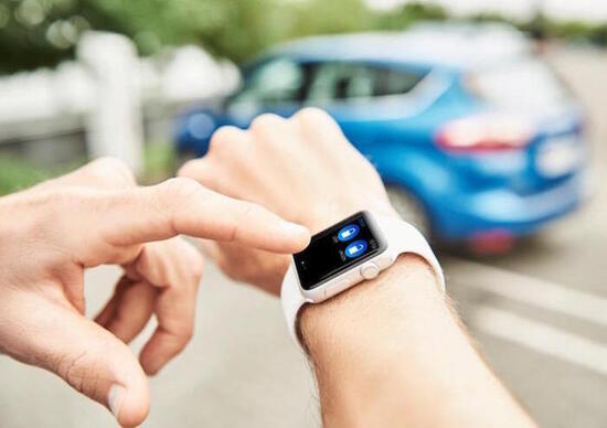 Ford: l'auto ora si controlla dallo smartwatch