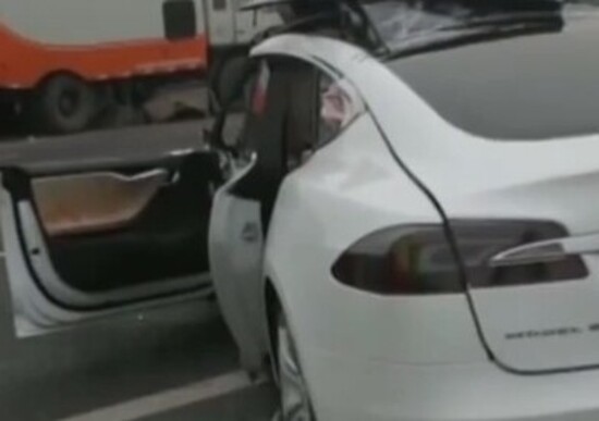 Tesla: emerge un altro incidente mortale in Cina
