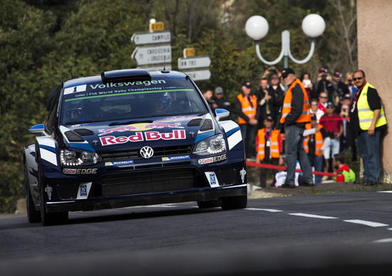 WRC16 Francia. 2a Tappa. Sempre più Ogier (VW) 