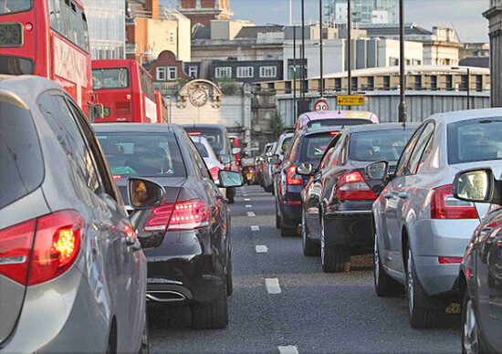 Parigi, Città del Messico, Madrid e Atene verso il bando dei motori Diesel Parigi, Città del Messico, Madrid e Atene verso il bando dei motori Diesel
