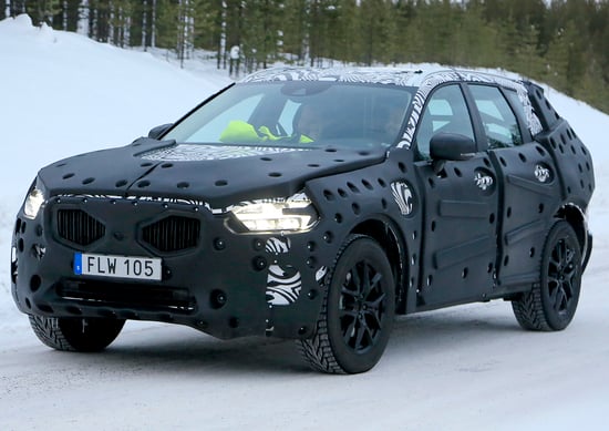 Volvo XC60 spy shots from Sweden: XC90 inspired