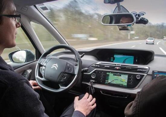 Accordo PSA-Here: mappe HD per i test sulla guida autonoma