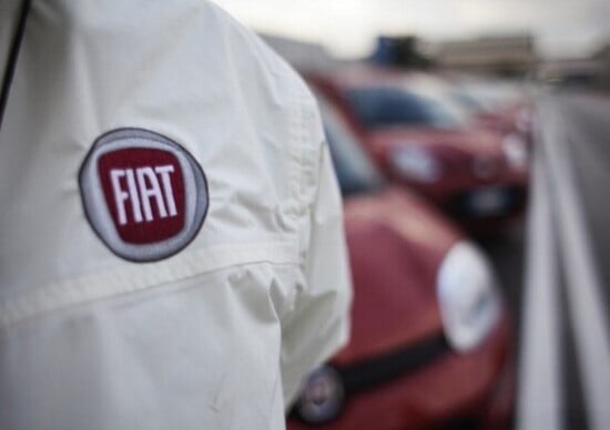 Fiat: i sindacati chiedono un nuovo contratto Fiat: i sindacati chiedono un nuovo contratto