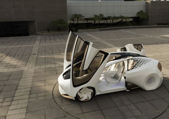 Toyota Concept-i, il lato umano dell'auto