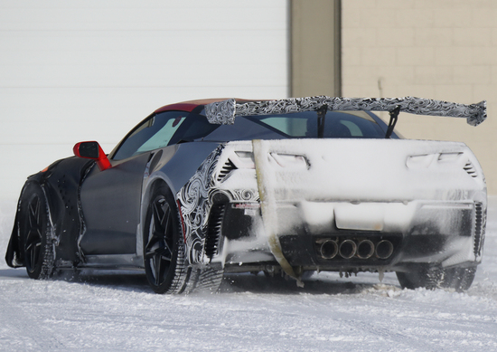 Nuova Corvette ZR1: spiata nel freddo nord, arriverà nel 2018