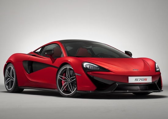 McLaren produrrà in casa i telai in carbonio