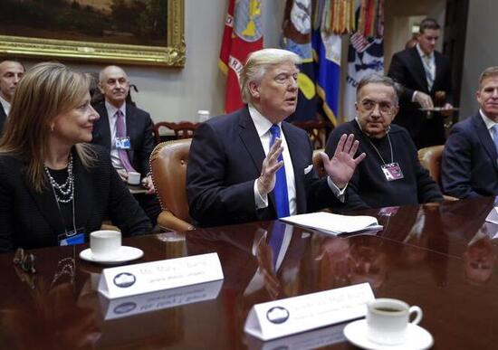 Emissioni USA, Trump cancella i limiti imposti da Obama Emissioni USA, Trump cancella i limiti imposti da Obama