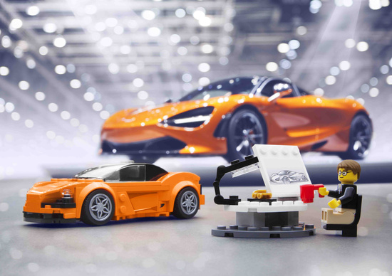 McLaren 720S entra nella gamma Lego Speed Champions