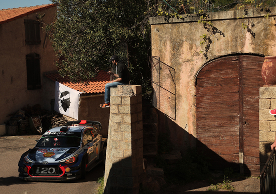 WRC17 Tour de Corse: Neuville (Hyundai) Finalmente & Strepitoso